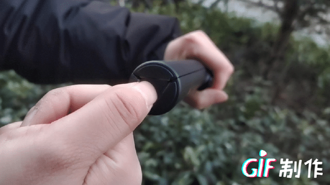 2自拍杆三脚架一键变焦记录美好瞬间！凯发K8国际娱乐小米变焦支架自拍杆(图2)