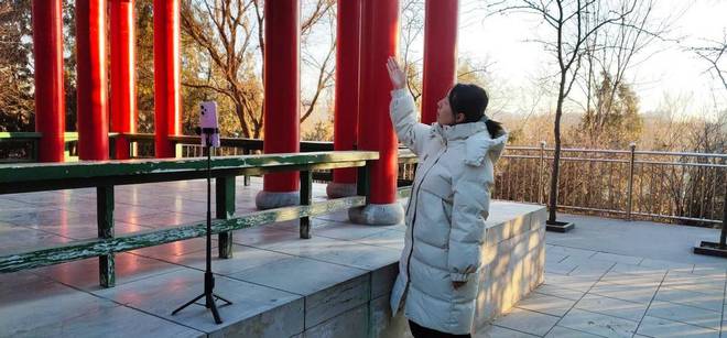 2自拍杆三脚架一键变焦记录美好瞬间！凯发K8国际娱乐小米变焦支架自拍杆(图8)