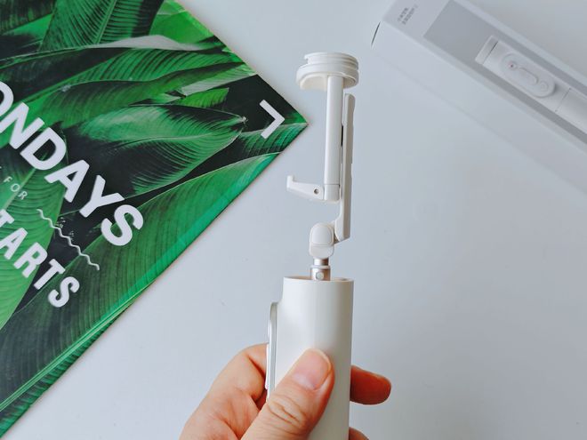 的自拍神器--小米变焦支架自拍杆 2凯发K8旗舰厅一杆多用拍照不求人我(图3)
