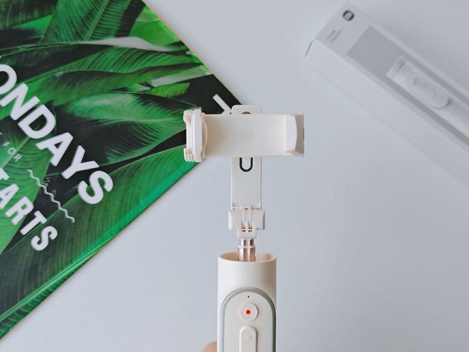 的自拍神器--小米变焦支架自拍杆 2凯发K8旗舰厅一杆多用拍照不求人我(图11)